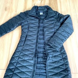 Women’s Patagonia lightweight down parka Black size S